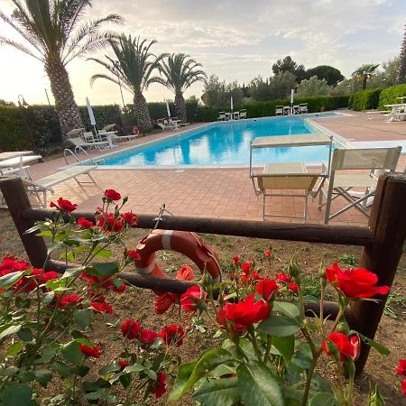 Le Macine Villa Cecina  Bagian luar foto