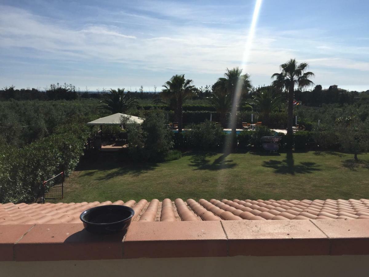 Le Macine Villa Cecina  Bagian luar foto