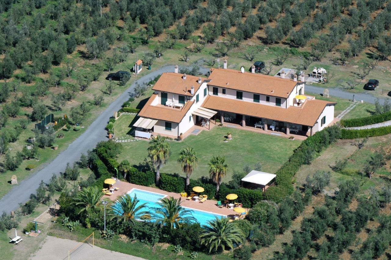 Le Macine Villa Cecina  Bagian luar foto