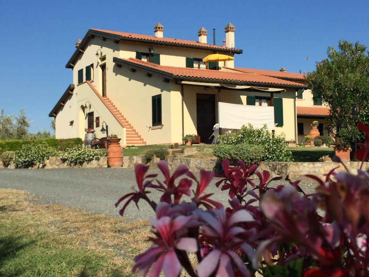 Le Macine Villa Cecina  Bagian luar foto