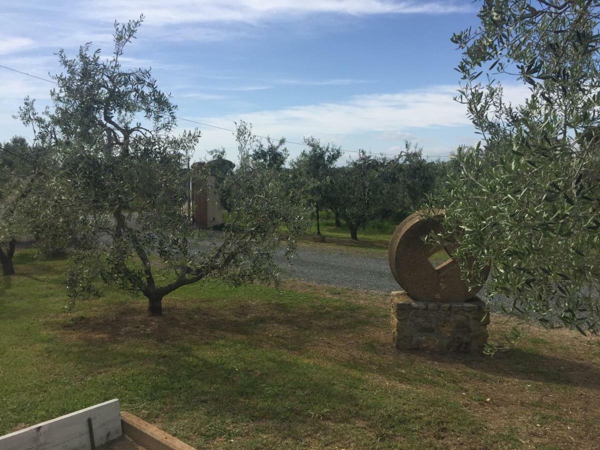 Le Macine Villa Cecina  Bagian luar foto