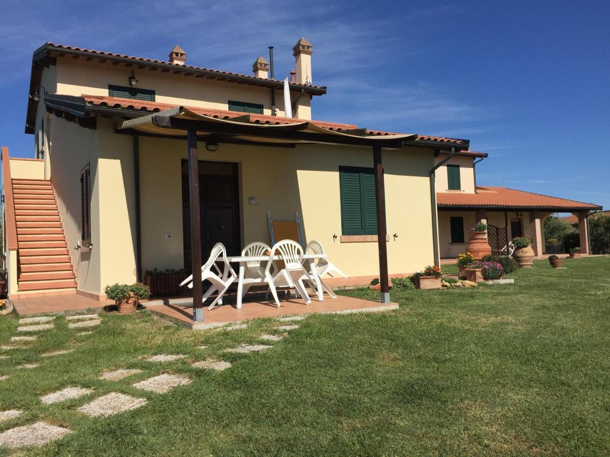 Le Macine Villa Cecina  Bagian luar foto