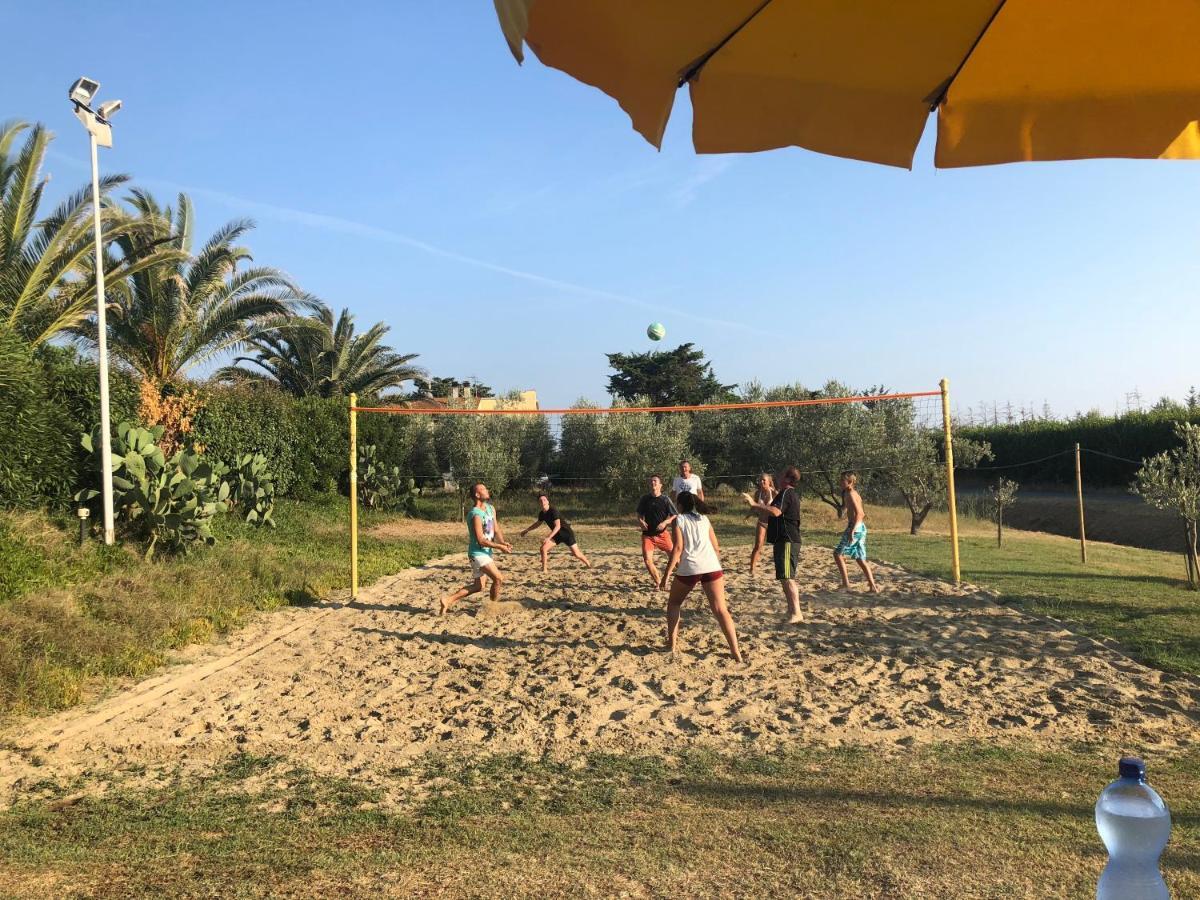 Le Macine Villa Cecina  Bagian luar foto