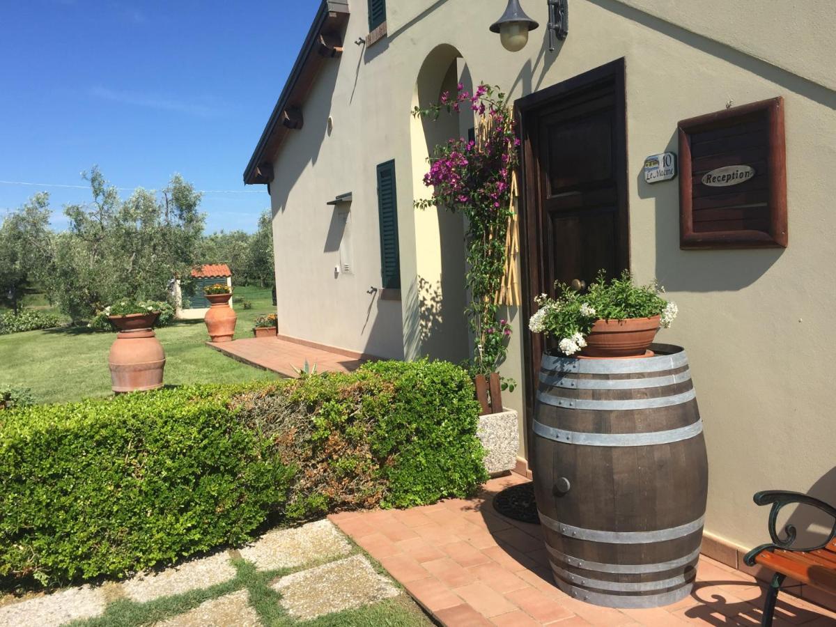 Le Macine Villa Cecina  Bagian luar foto